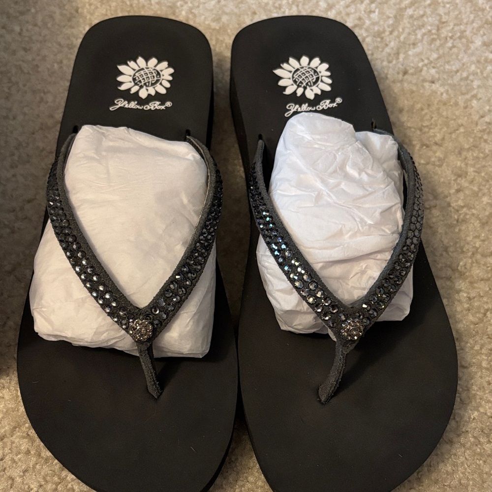 Yellow Box Black Sandals with Sparkling Accents - Picture 2 of 4
